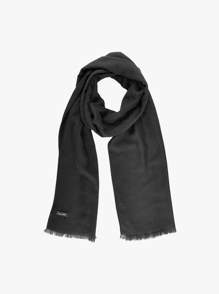metal black woolen scarf