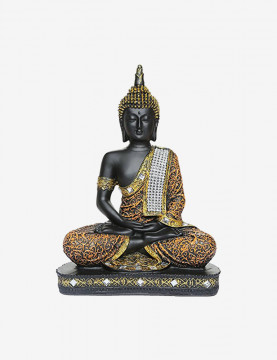 Buddha idol in hand